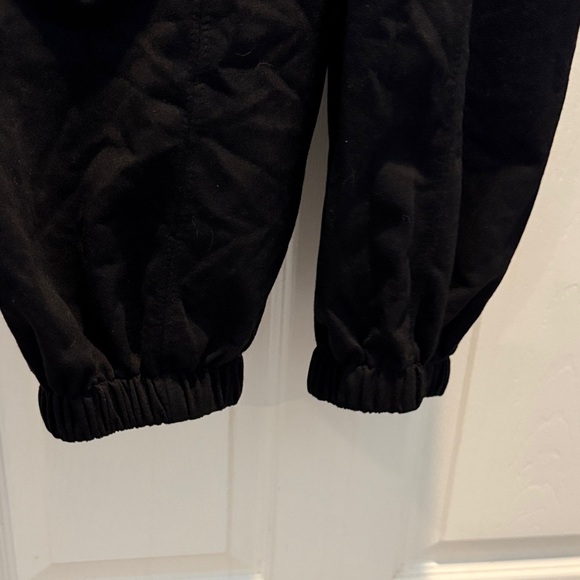 Black Sleeveless Jumpsuit Key Hole Back Pockets, Drawstring, Jogger Legs NWT - Picture 7 of 8